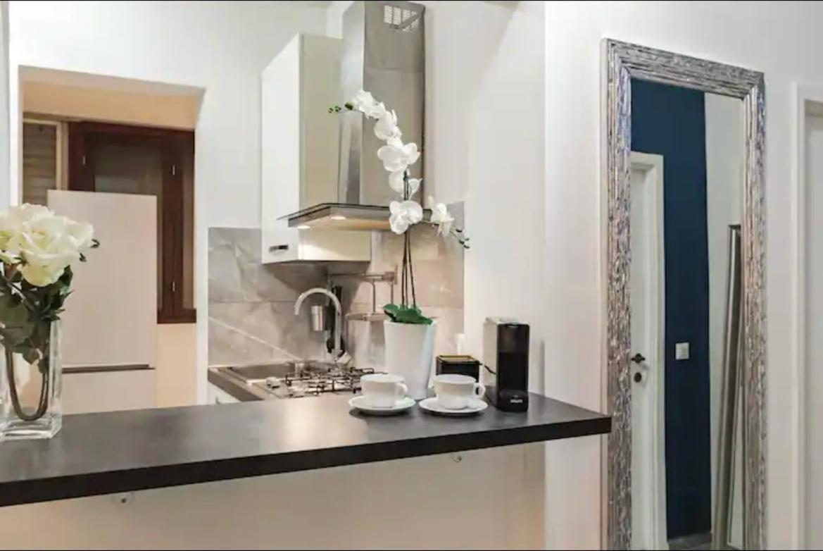 Appartamento Navigli Milán Exterior foto